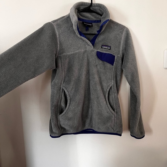 Patagonia Gray Fleece with Blue Trim - Picture 3 of 7
